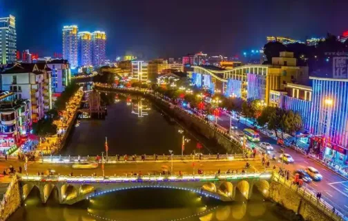 �ɶ��»�2025���ذ�װ